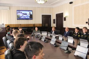 Астраханские патриоты провели круглый стол с участием представителей различных учебных заведений